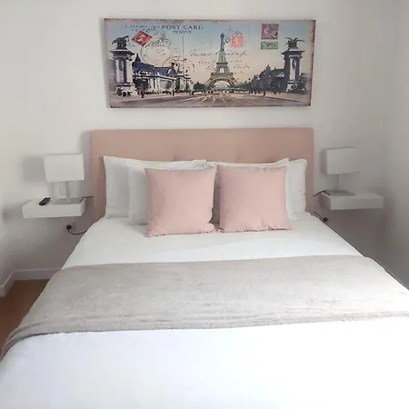 Agradable Casa Con Terraza 아파트