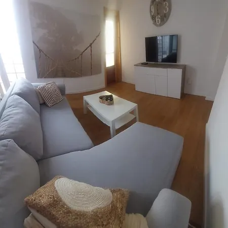 Agradable Casa Con Terraza Апартаменты *