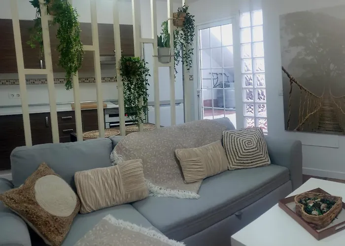 Agradable Casa Con Terraza דירה *